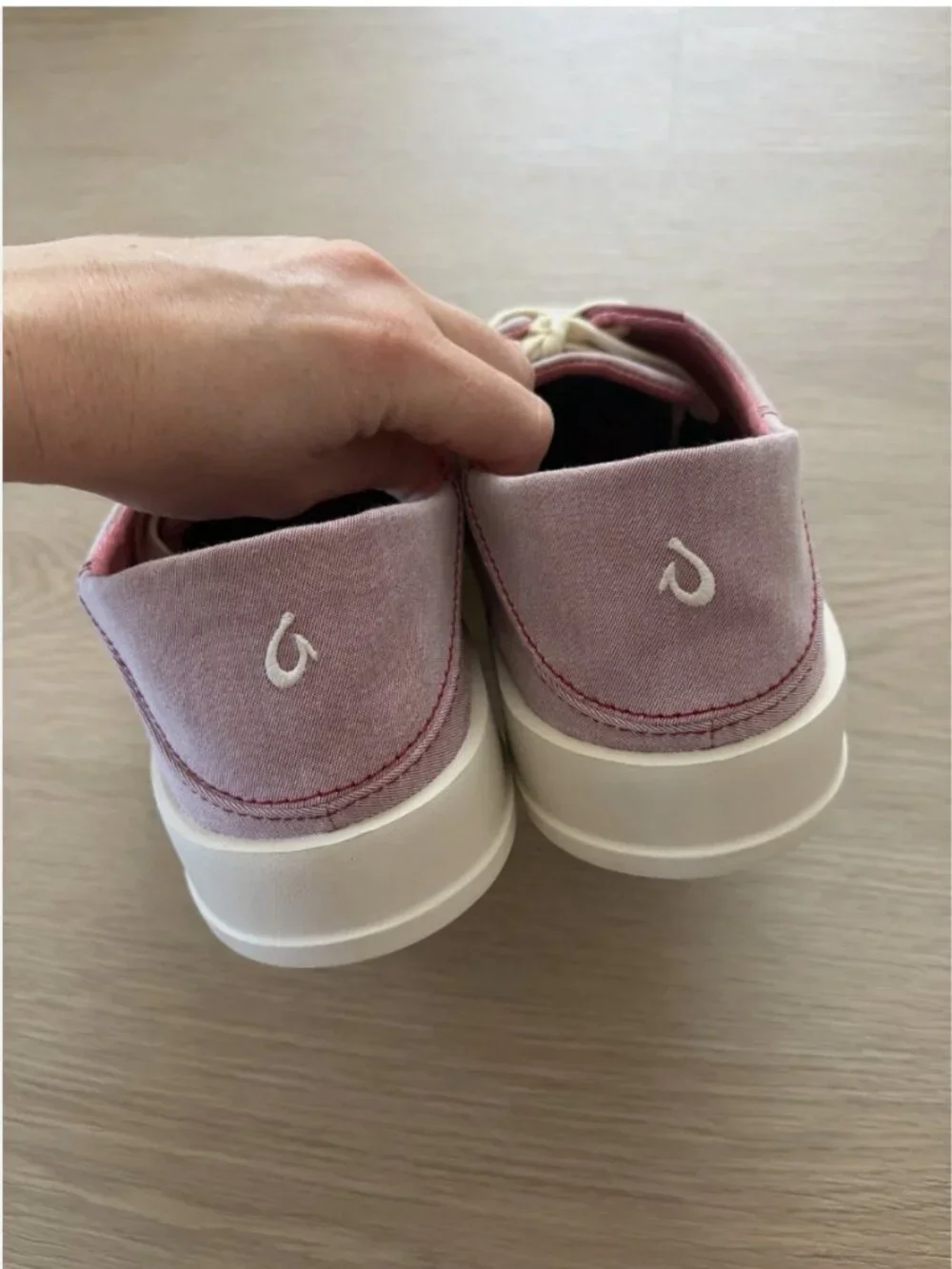 OluKai tradewind canvas