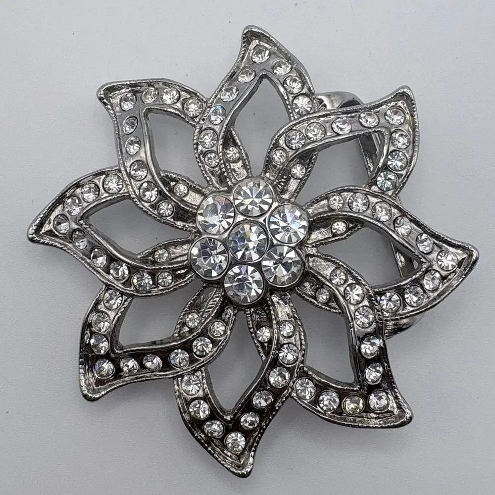 Silver-tone Flower Belt Buckle with Clear Rhinestones