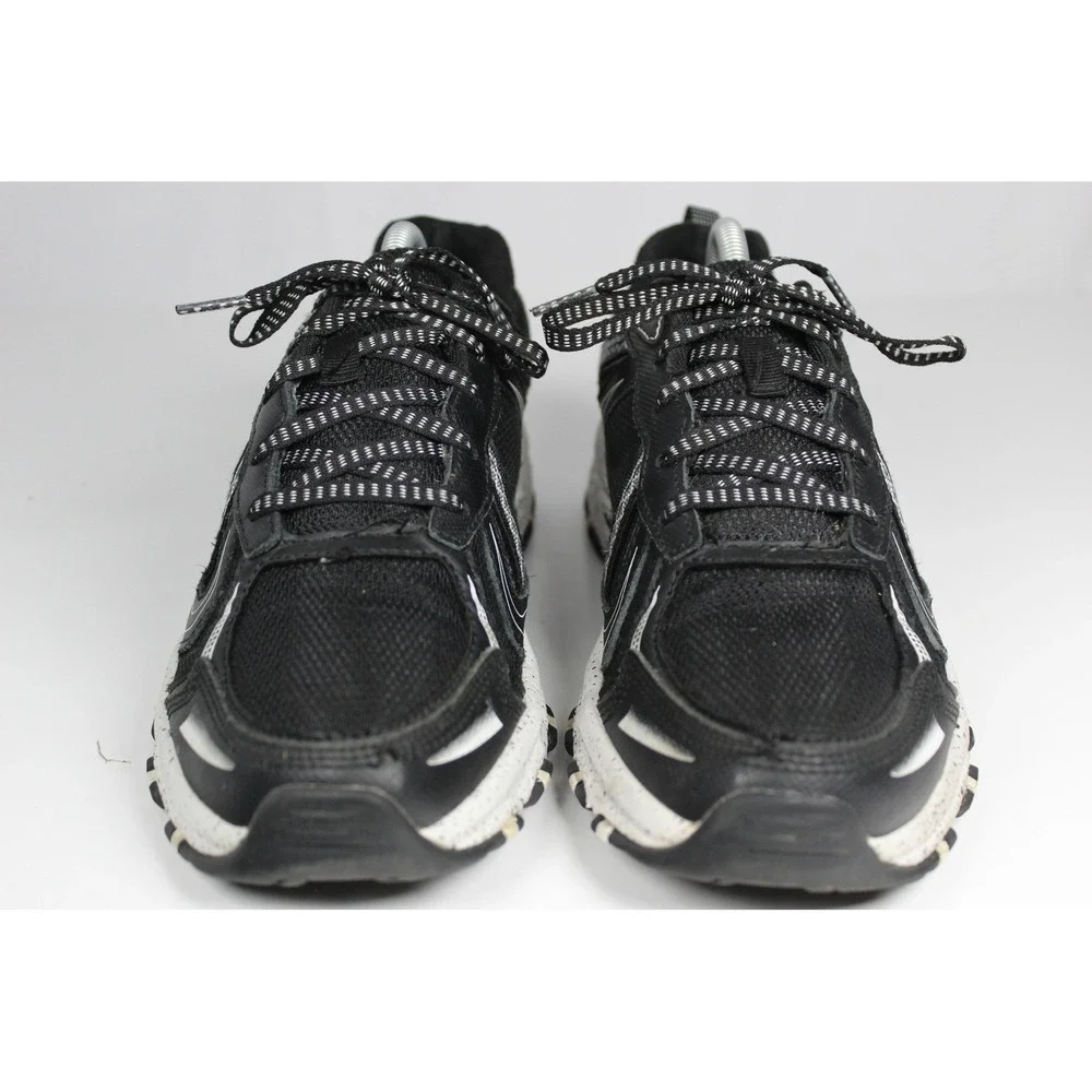 Skechers black collar