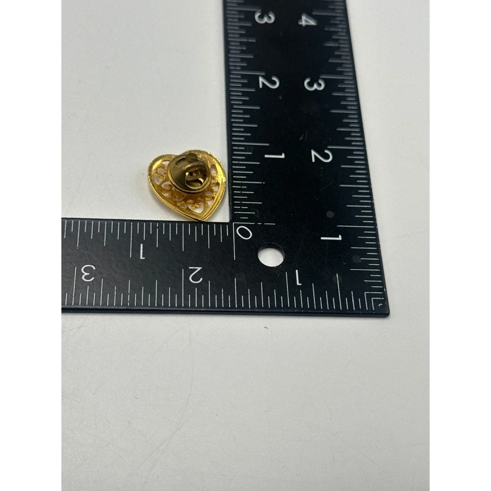 Unbranded vintage gold