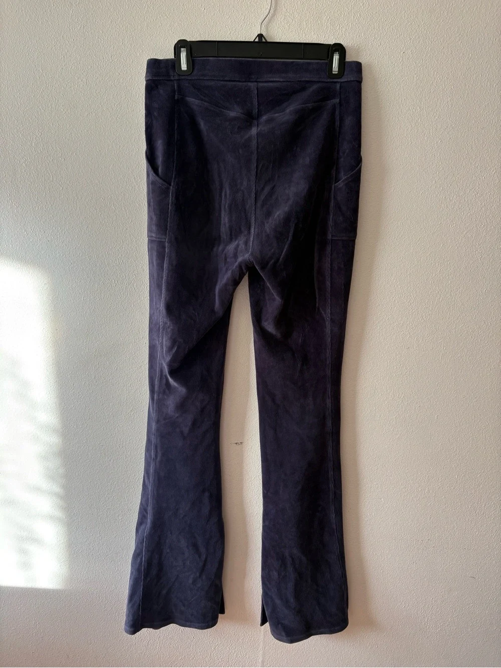 ALO Yoga soft corduroy