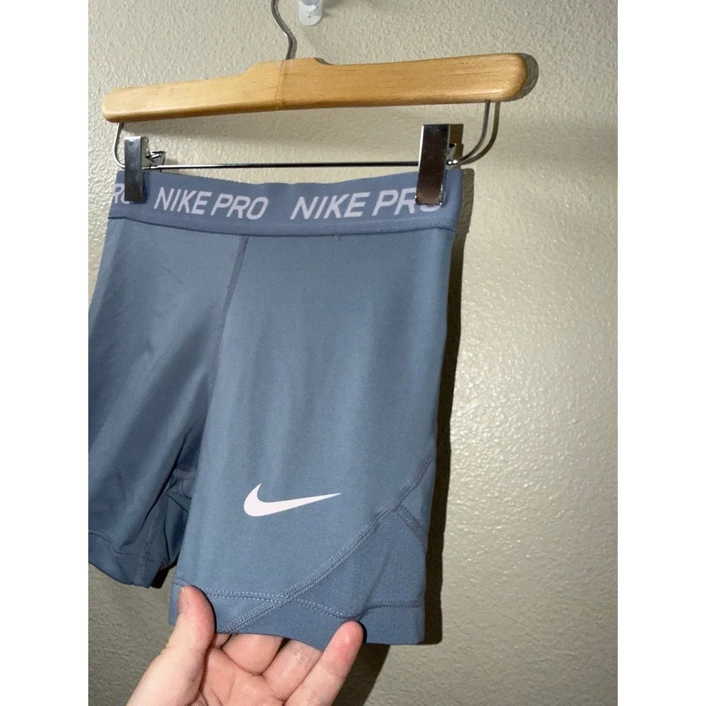 Girls Nike Pro Spandex Shorts Size Medium