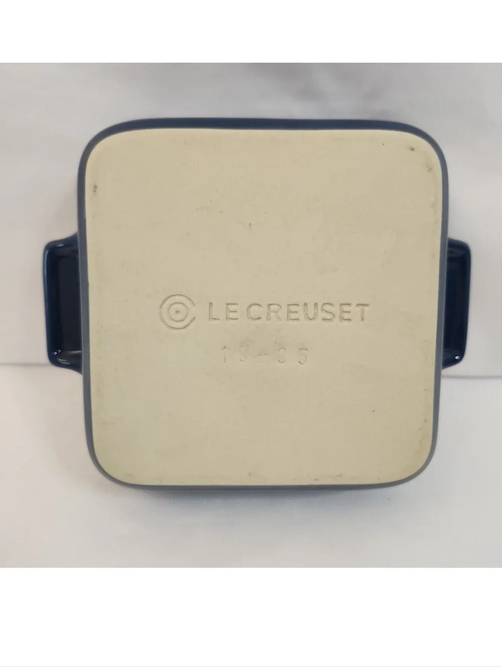 Le Creuset lustrous approx
