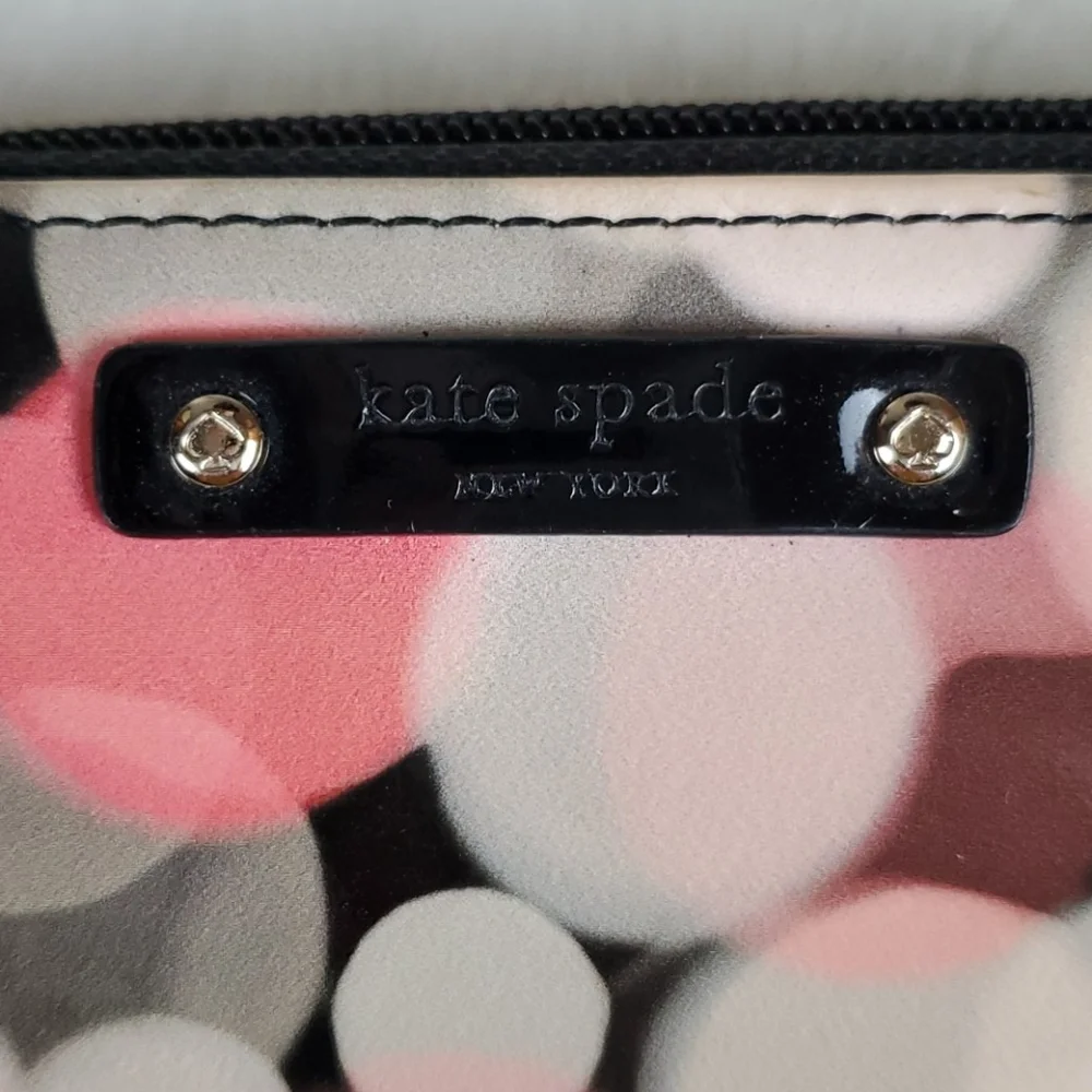 Kate Spade women wallet zipper fly