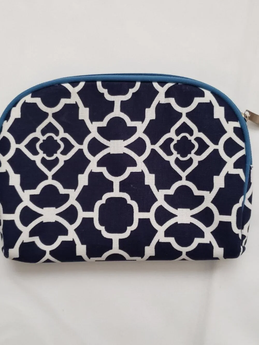 N/A navy white
