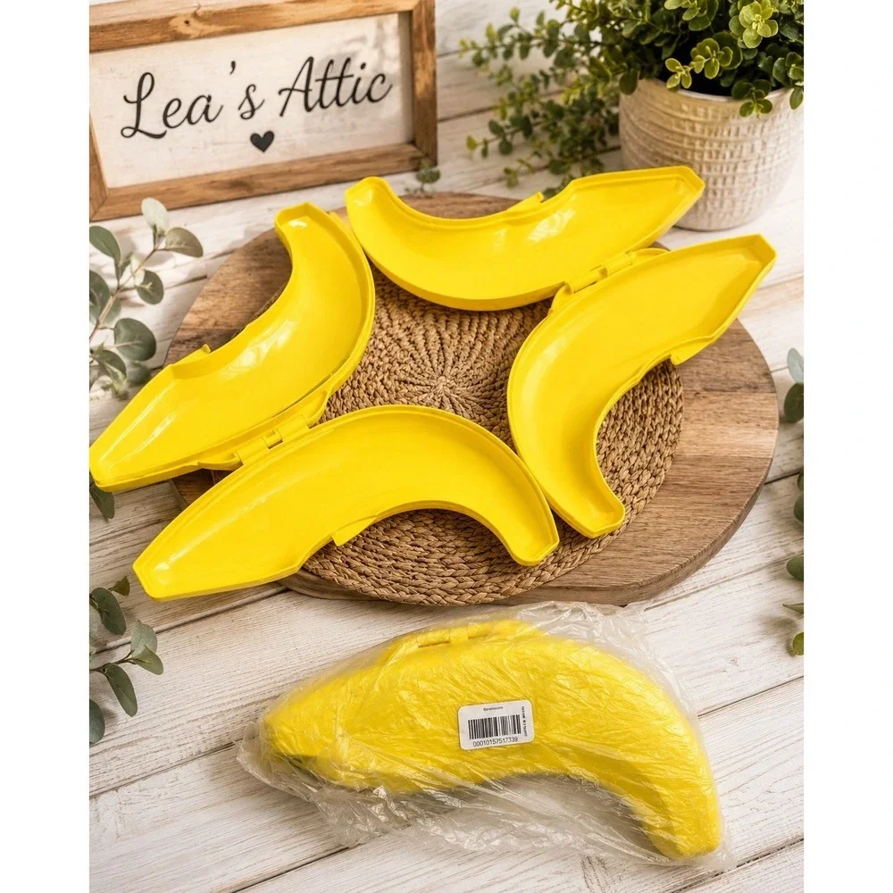 Tupperware vintage banana