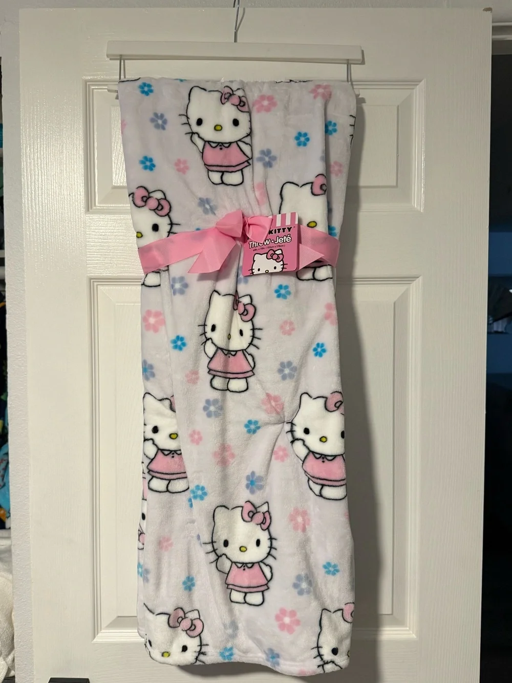 Hello Kitty Blanket Throw