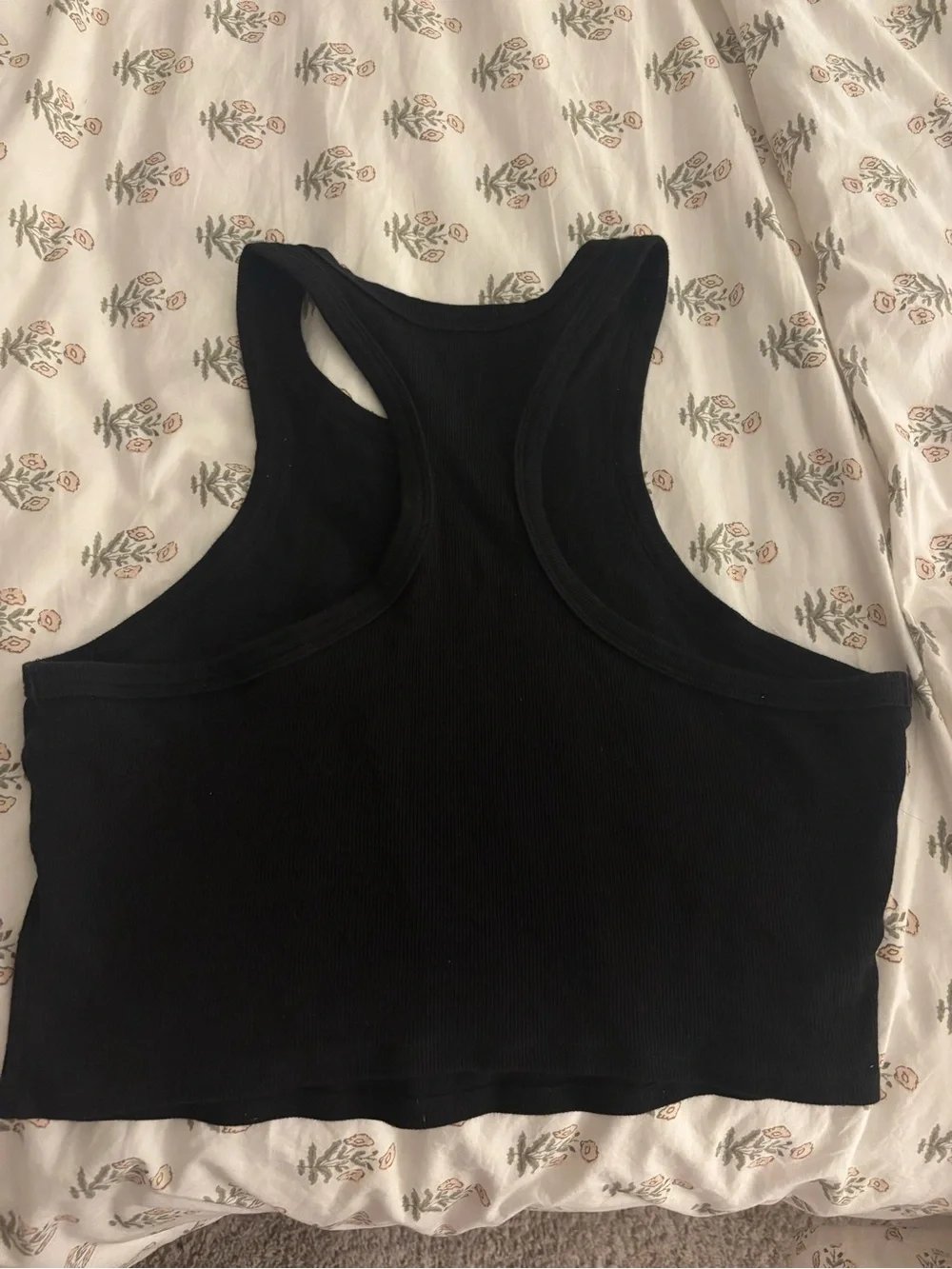 ALO Yoga black tank