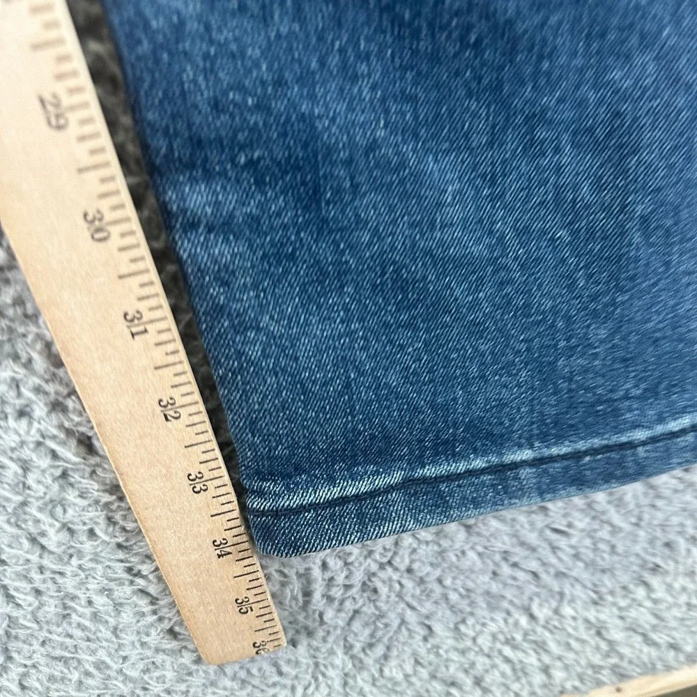Levis before purchasing