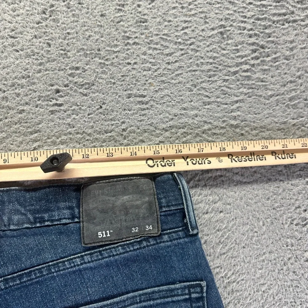 Levis before purchasing