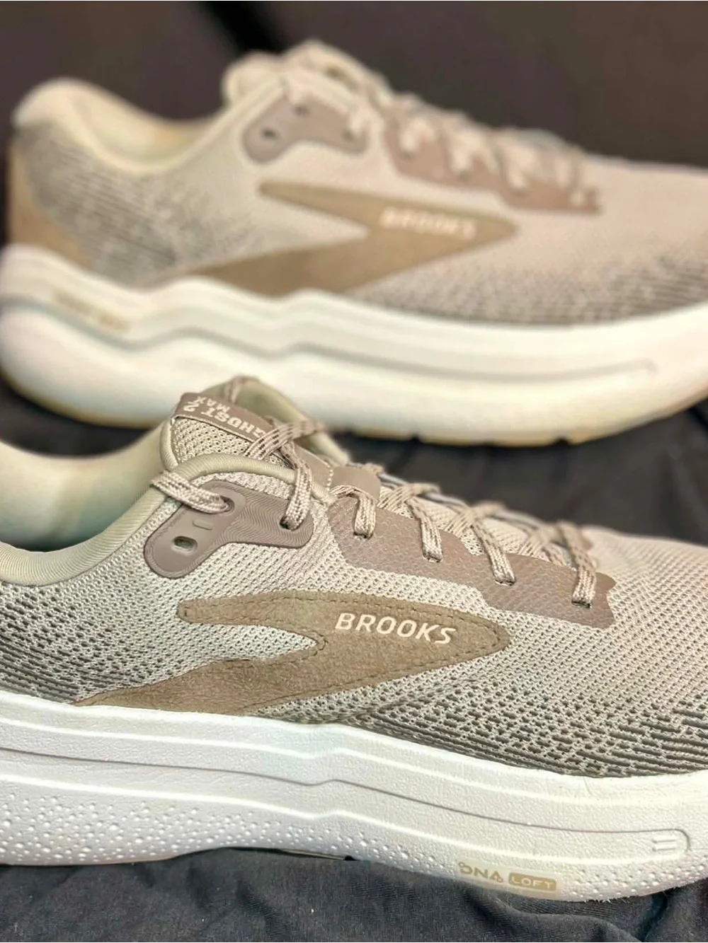 Brooks Ghost Max 2 - Men’s Size 10 (Like New)