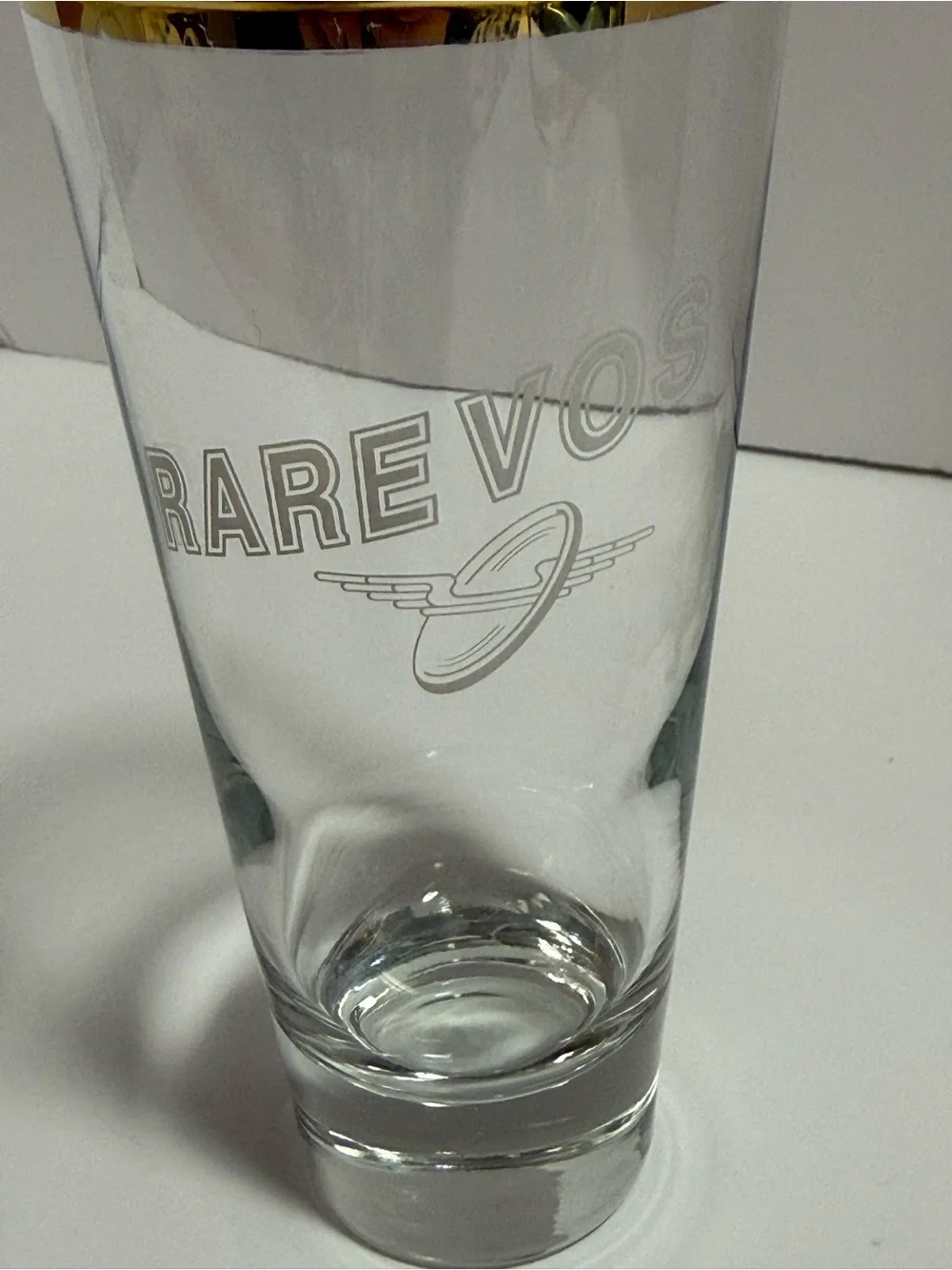Brewery Ommegang Rare Vos Craft Beer Glass Gold Rim Pint Tumbler Barware Vintage
