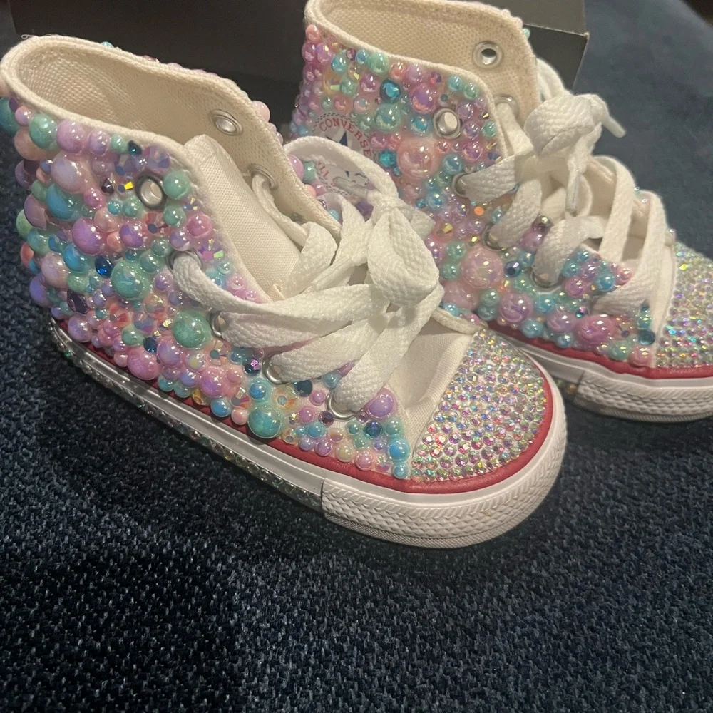 Converse vibrant high