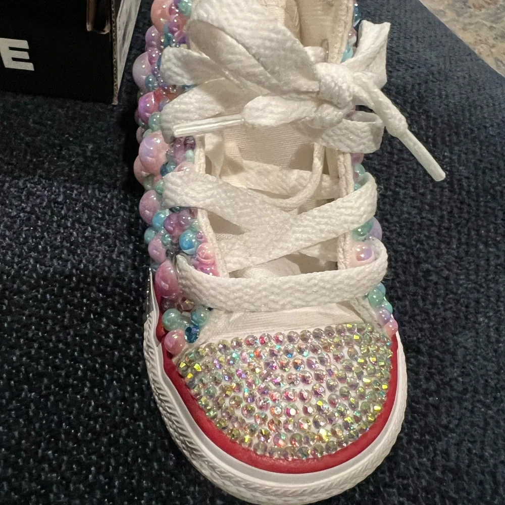 Converse vibrant high