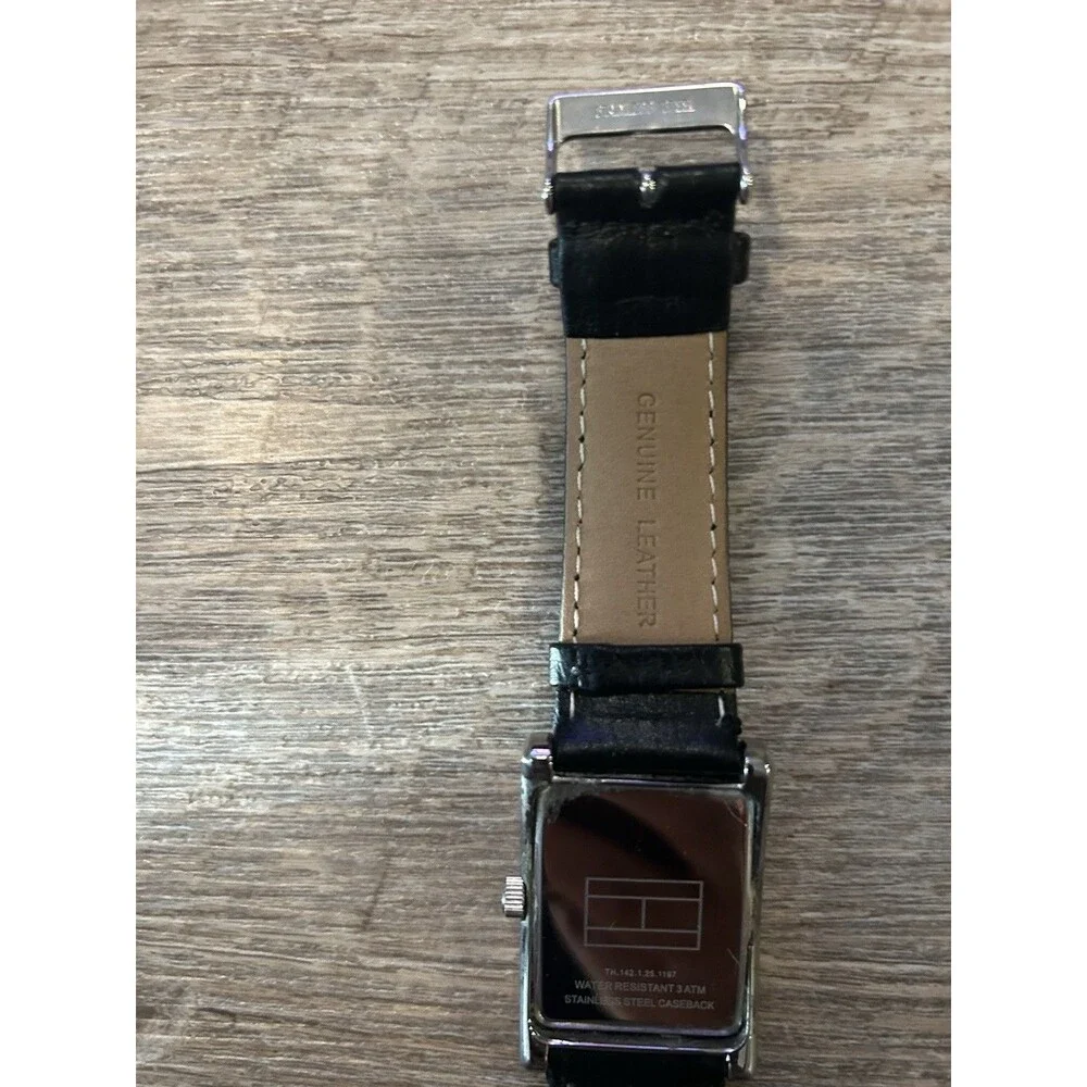Tommy Hilfiger Tank Watch Black Dial Leather Strap Th.142.1.25.1107 Untested
