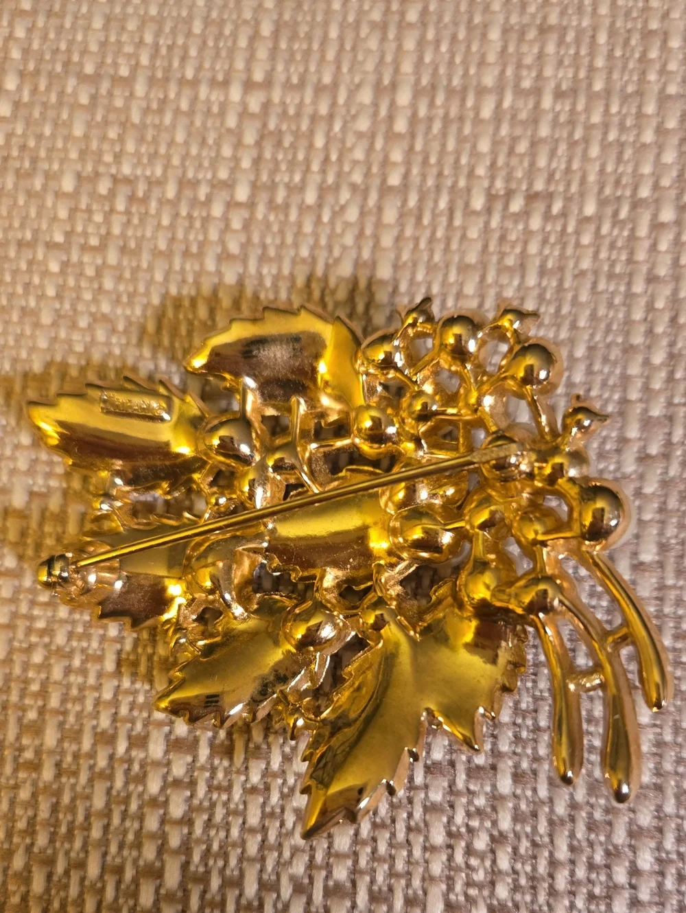 Crown Trifari some design earring