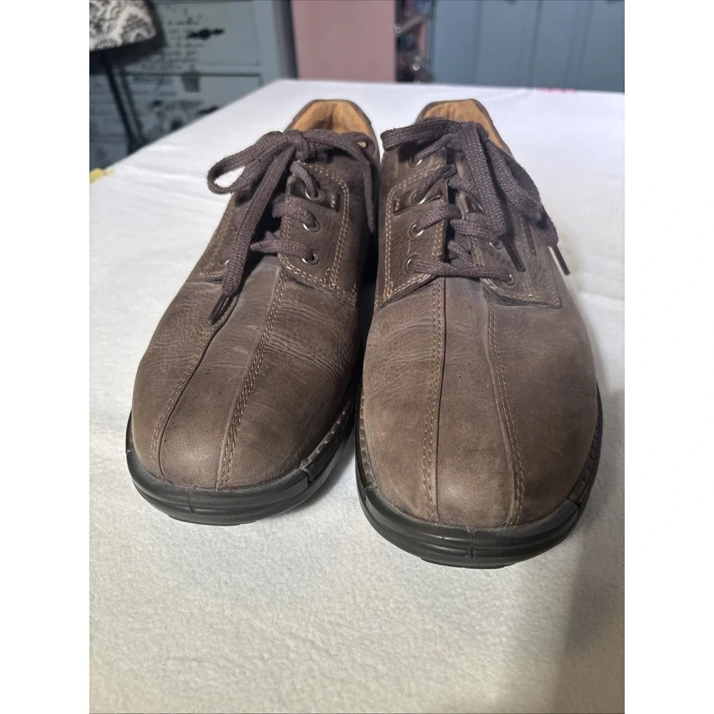 Ecco functionality shock providing