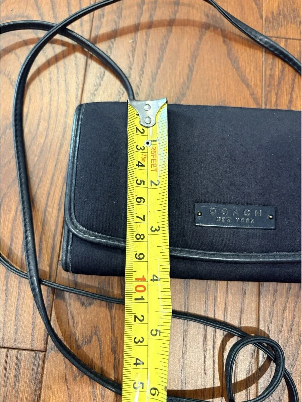 Coach swing wallet