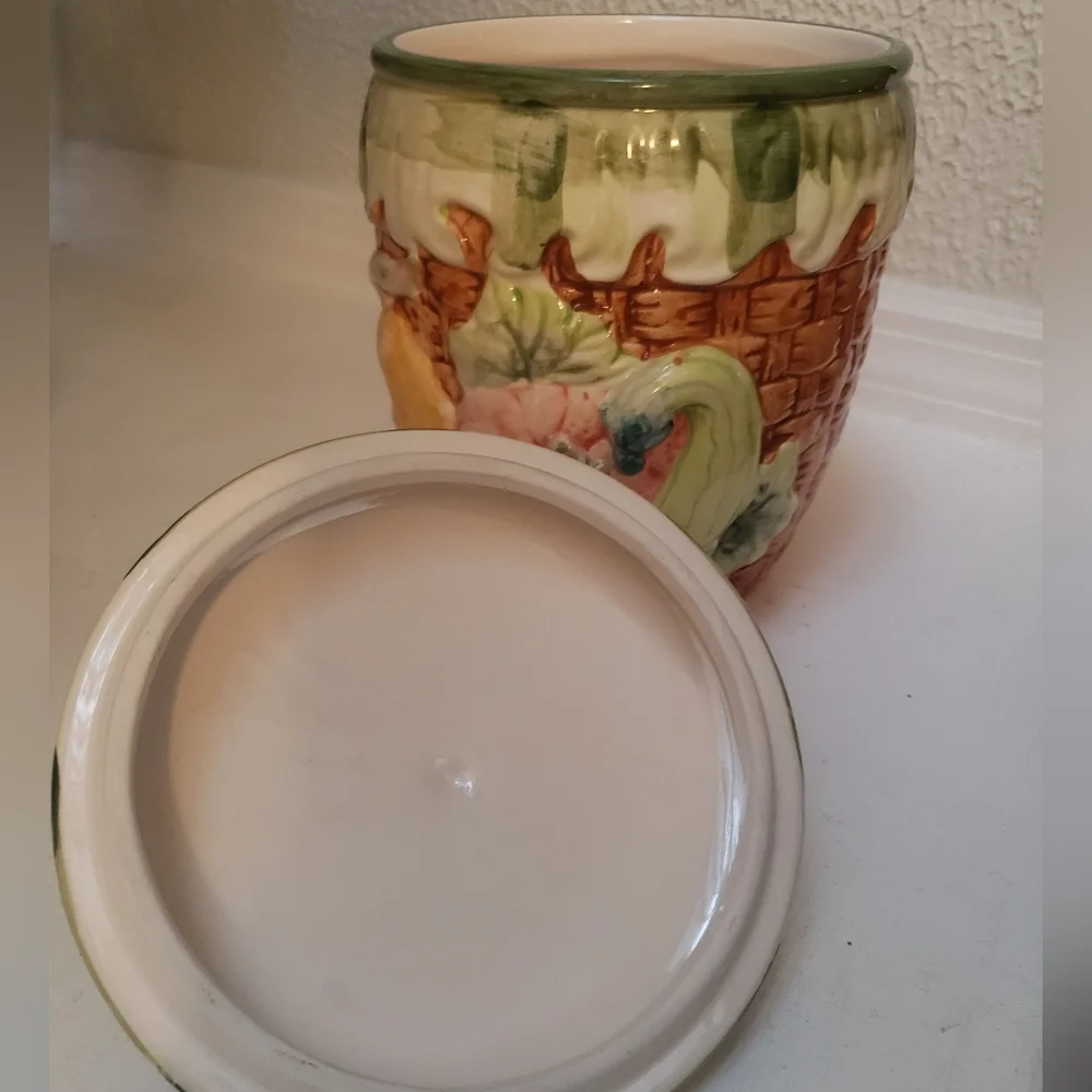 N/A cookie jar