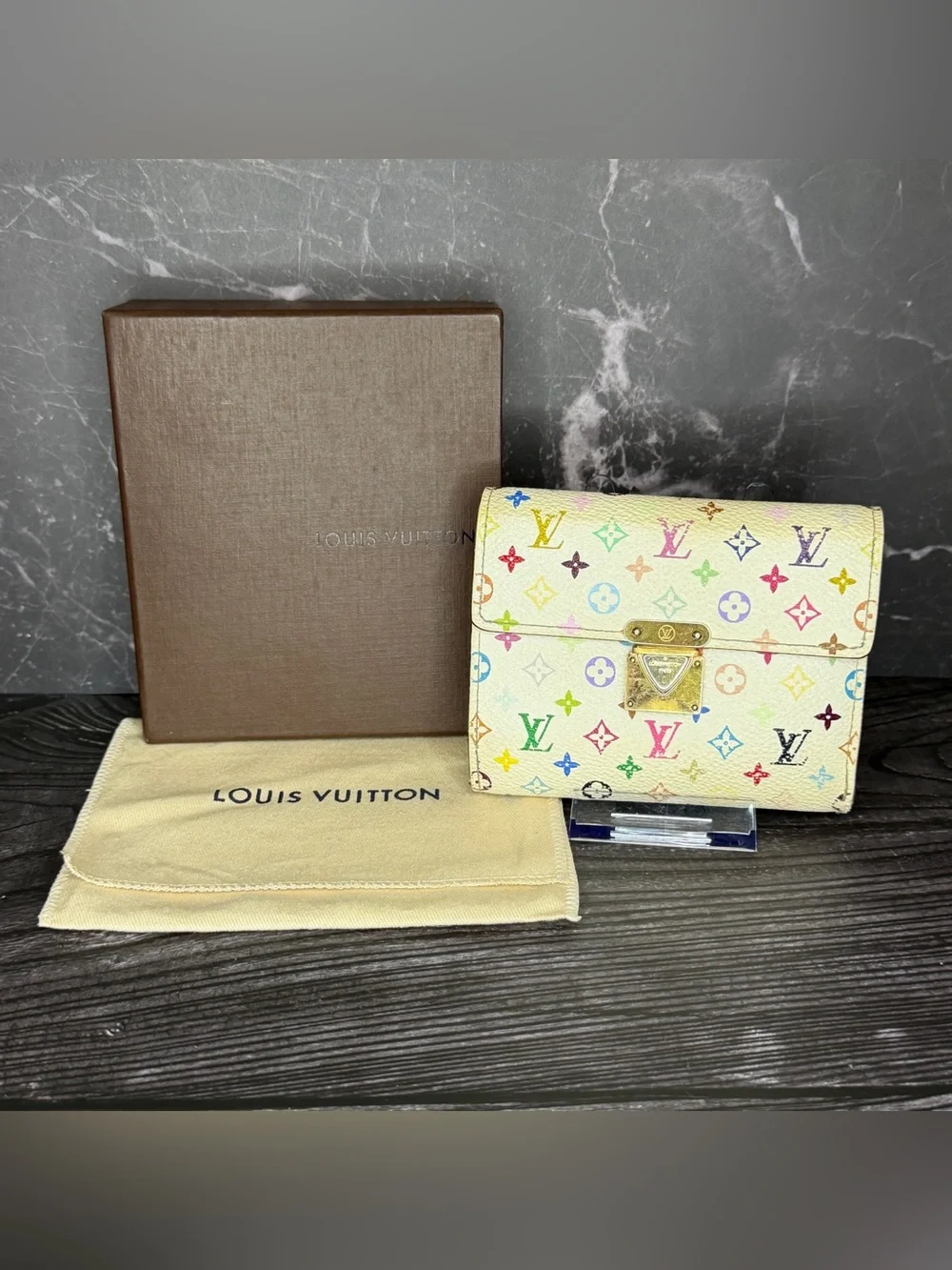 Louis Vuitton this visible