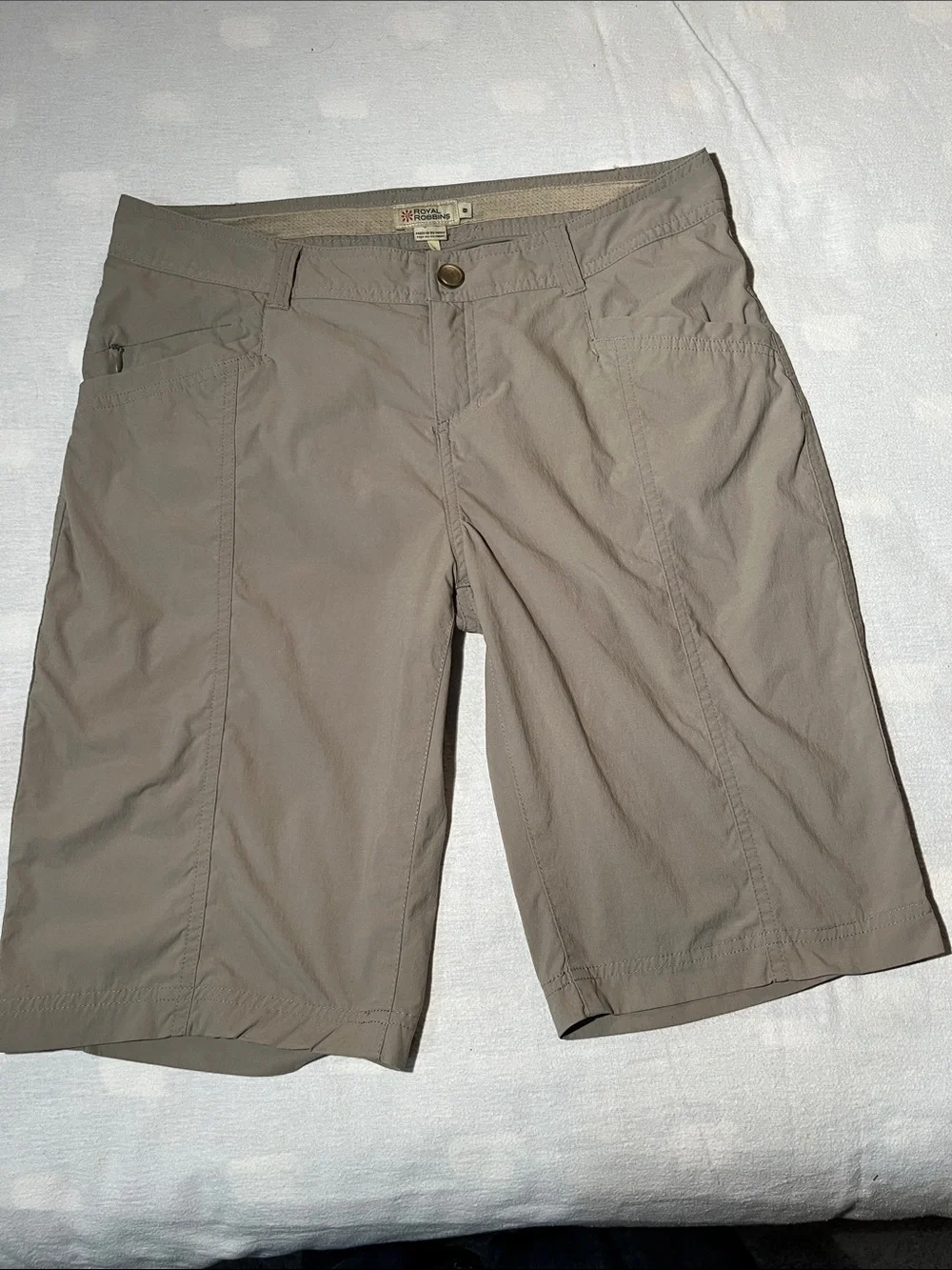 Royal Robbins Stretchy Quick Dry Discovery Hiking Shorts in Tan - Size 8