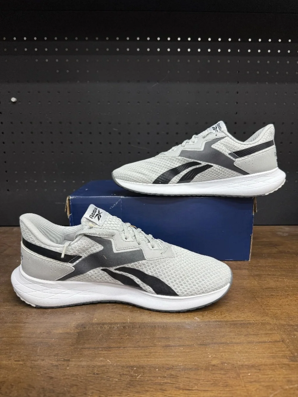 New W/ Box! Men's Reebok Energen Plus 2 Grey Black Running Sneakers Size 13