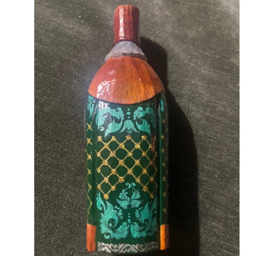 N/A hand carved