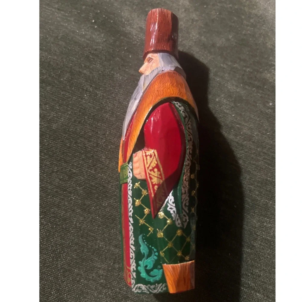 N/A hand carved