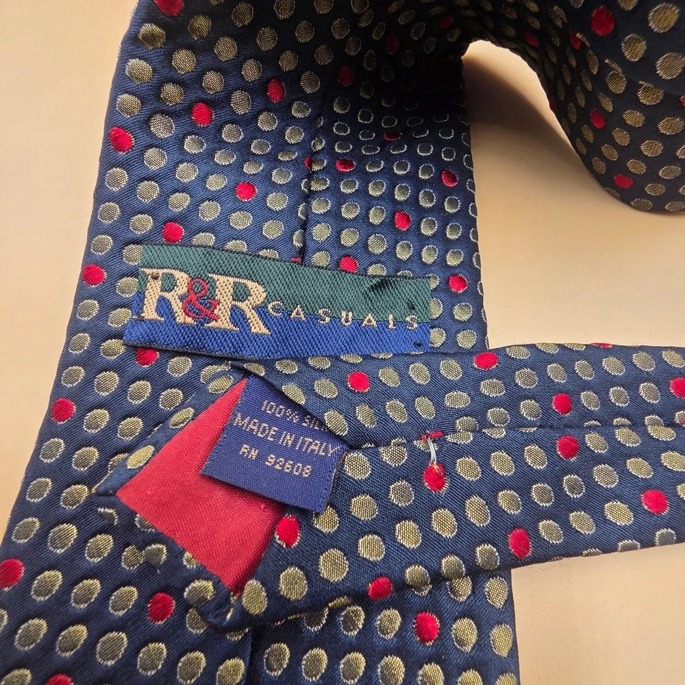 R&R Casuals Mens Silk Tie Navy Blue Gold Red Geometric Dot Made in Italy 0034