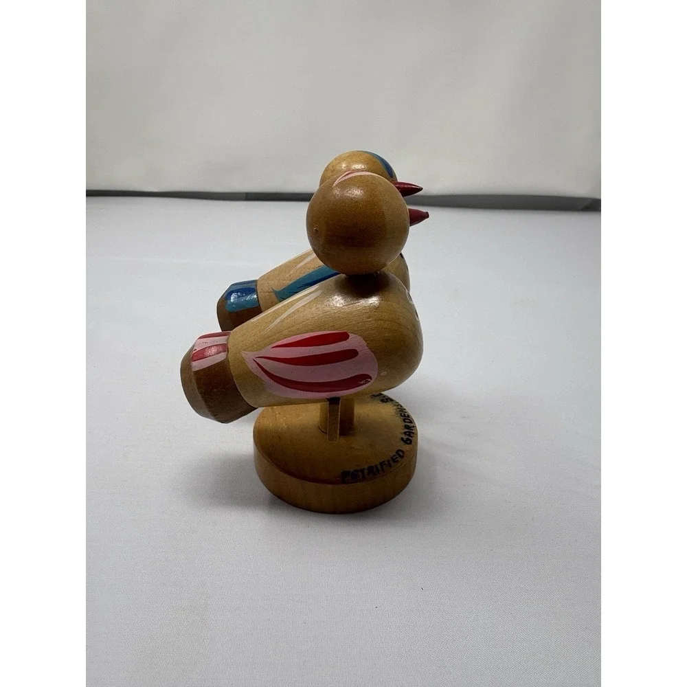 The Unbranded Brand vintage hand