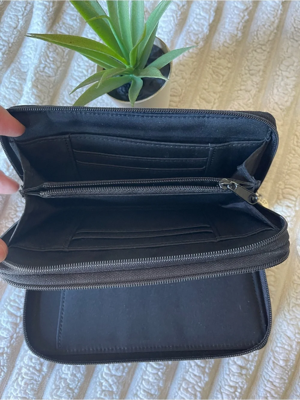 Nine West classic black