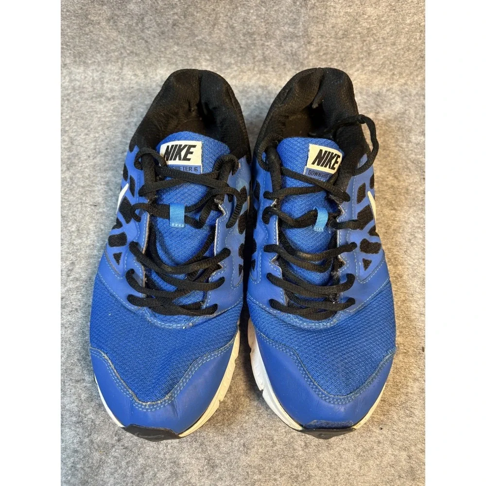 Nike men toe white