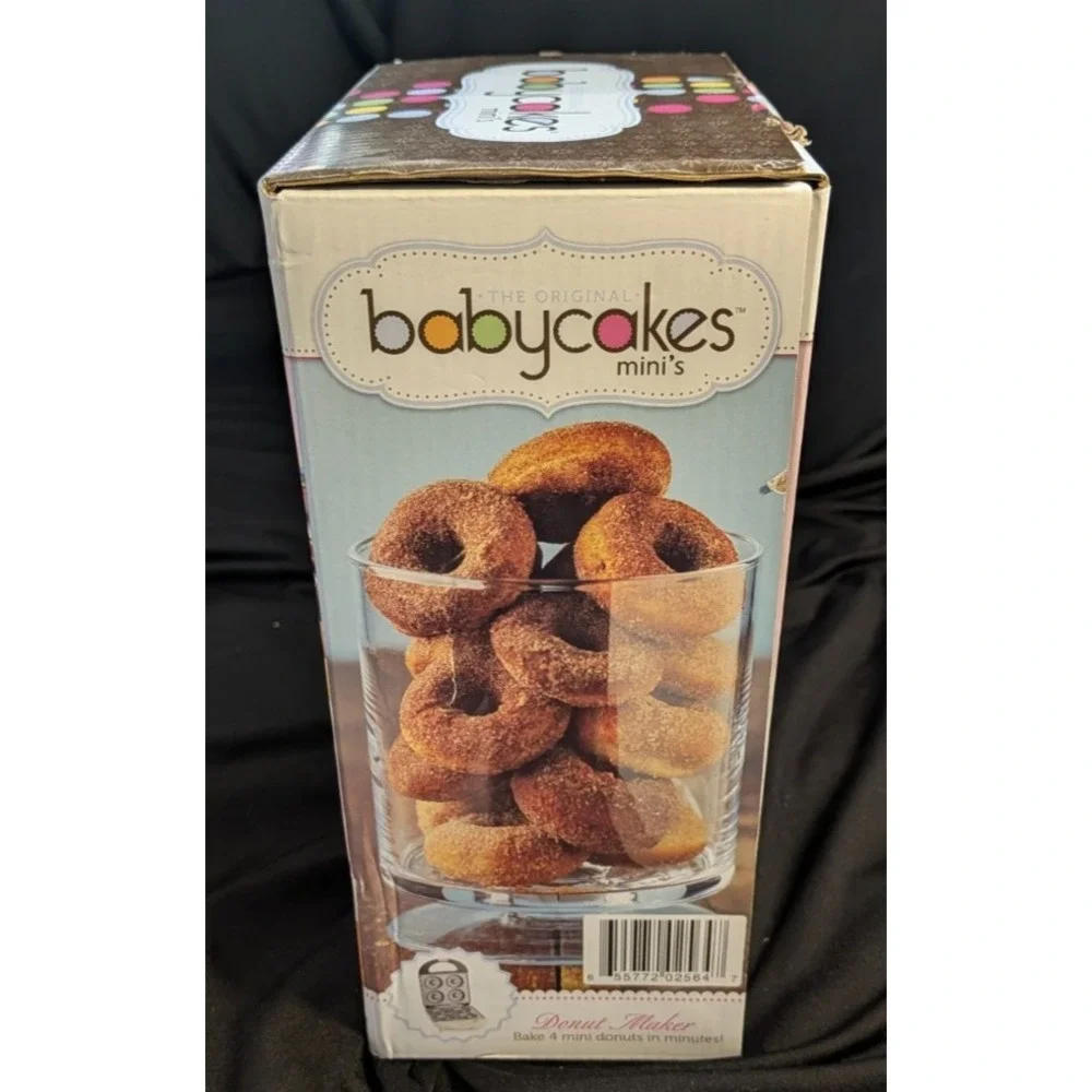 Babycakes mini's‎ White Ceramic Coated Donut Maker Sprinkle with Love