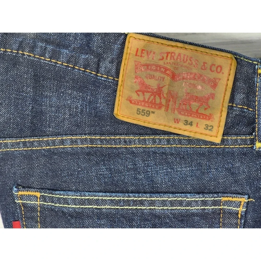 Levis bottom adds part