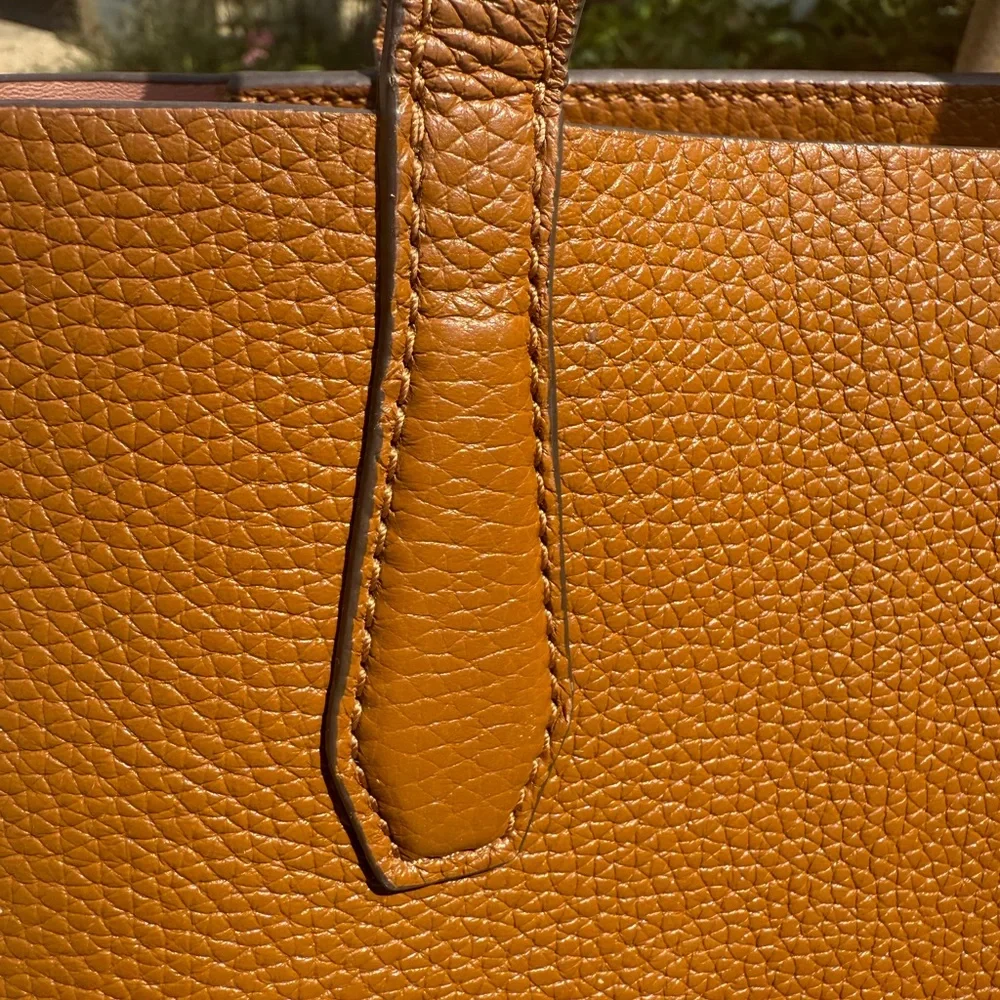 Tory Burch tory burch