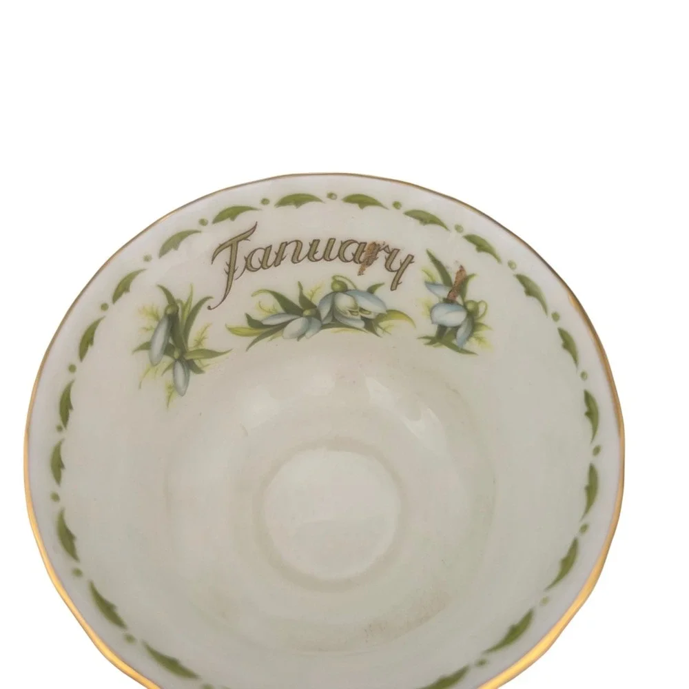 Royal Albert elegant vintage
