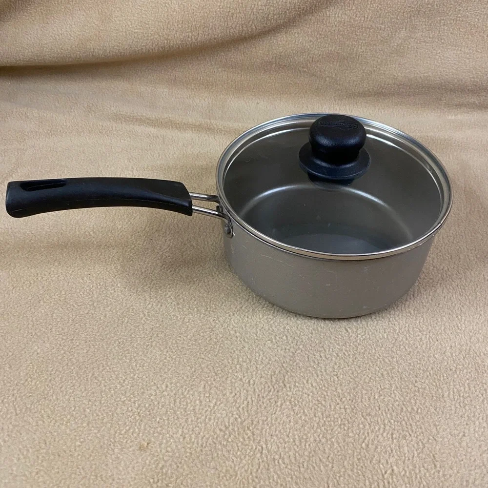 Tramontina Chef Collection Saucepan 3‎ Quart Covered Small Saucepan Pot *FLAW