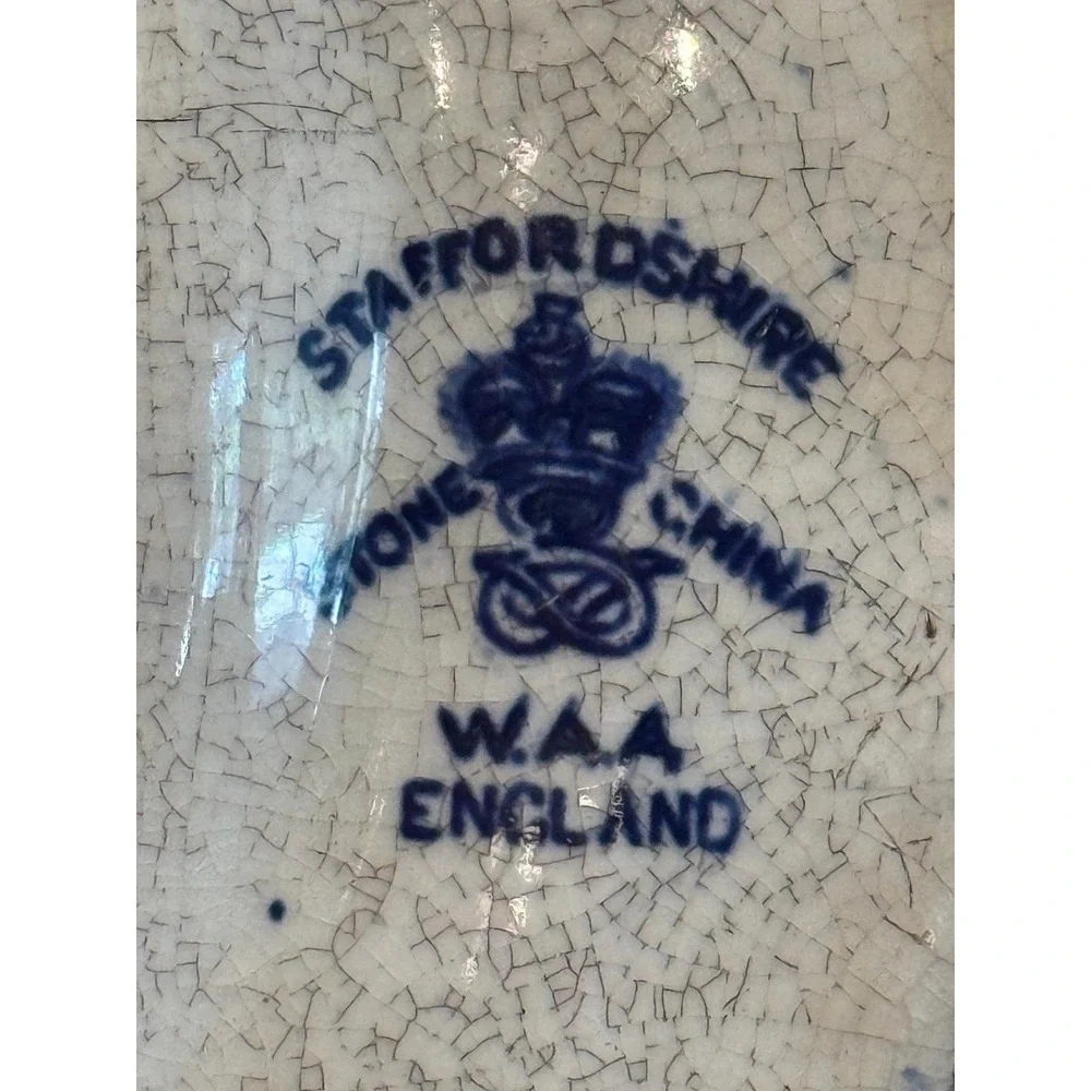 Staffordshire piece style