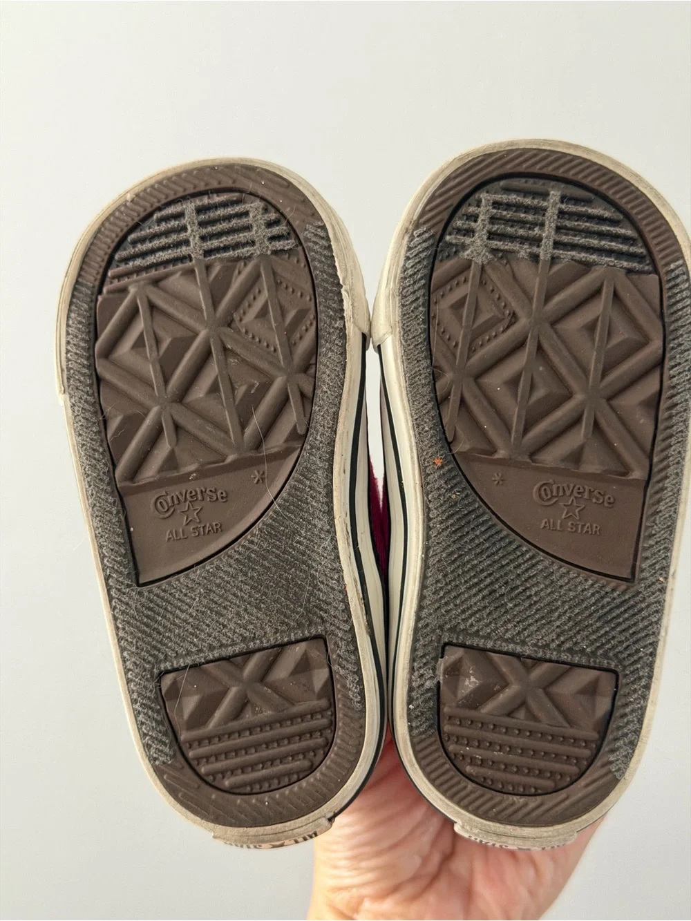 Converse kids low
