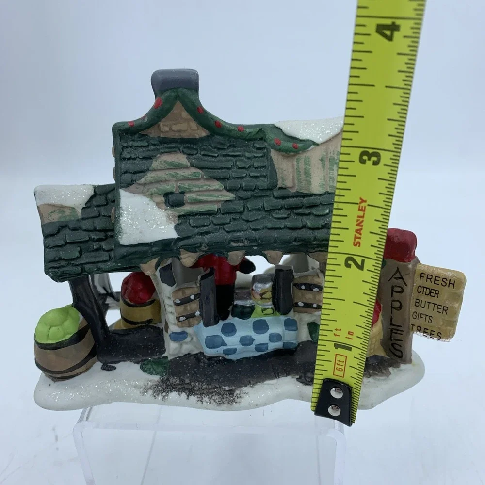 Vintage 2001 Cobblestone Corner Christmas‎ Village Apple Farm Stand Dollar Tree