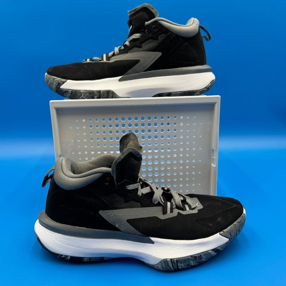 Jordan Zion 1 Basketball Shoes Black Gray Sneakers Mens‎ Size 8