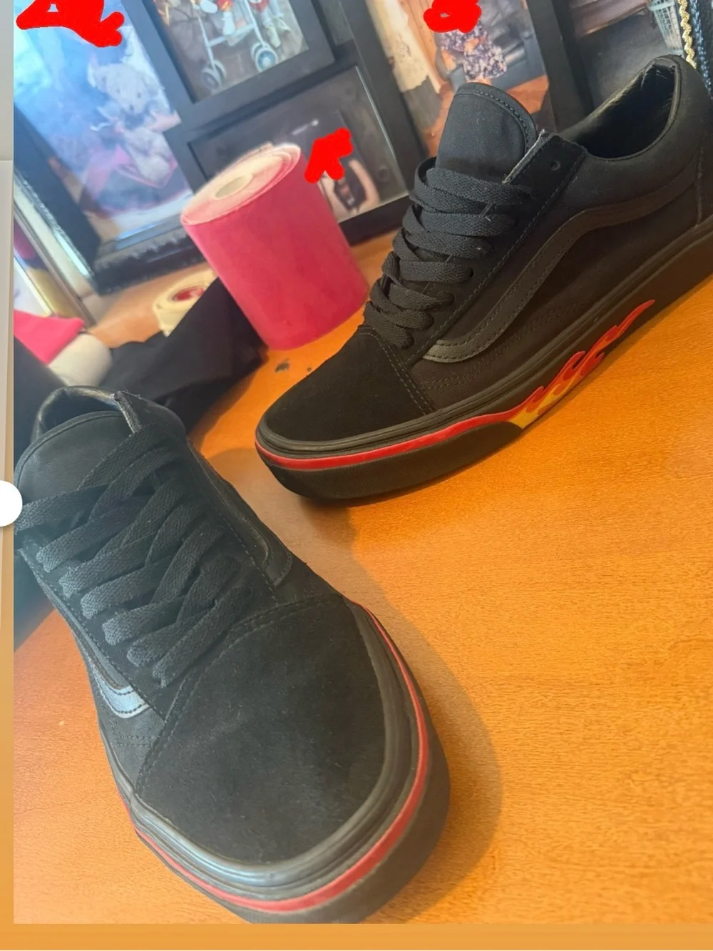Vans black low