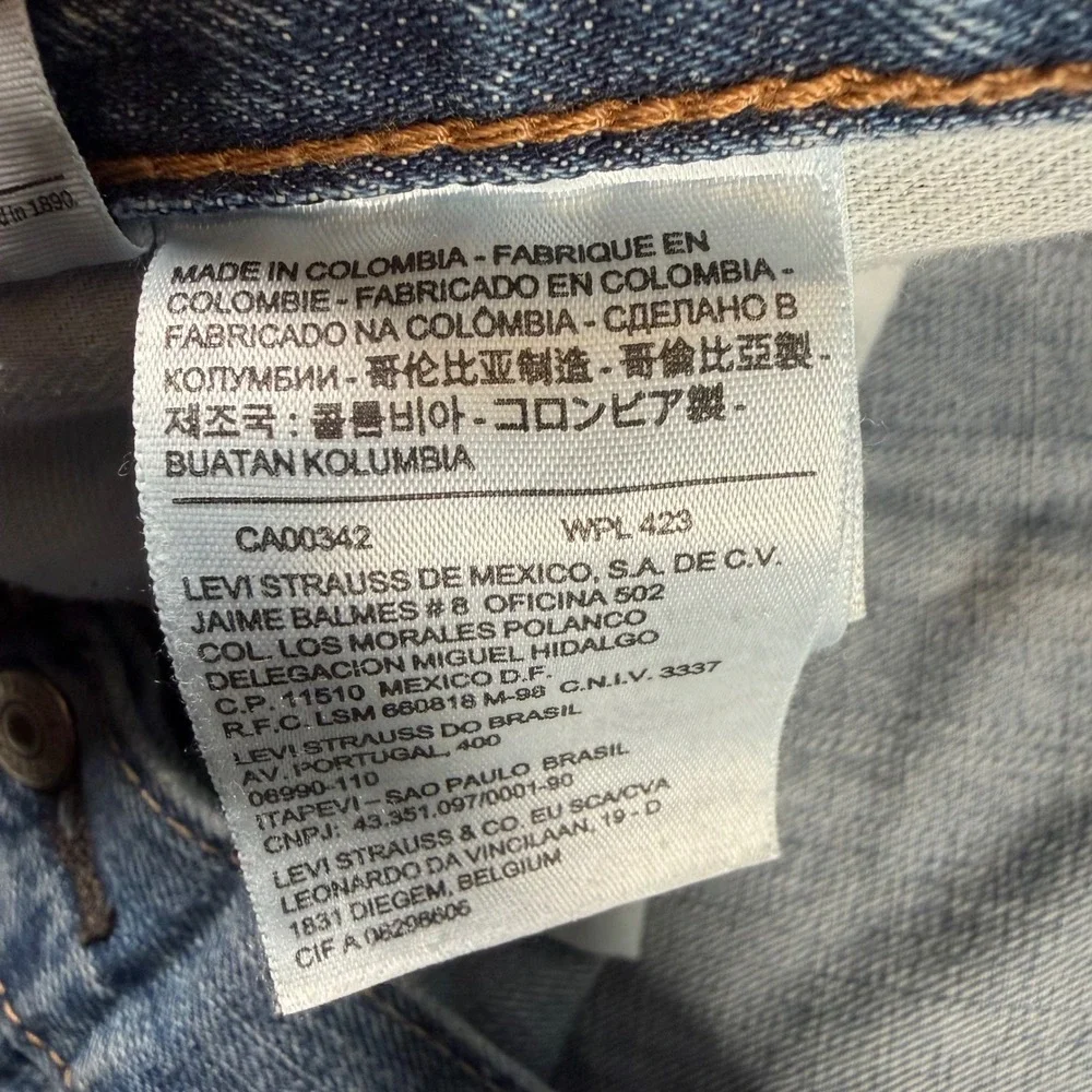 Levis levi 559