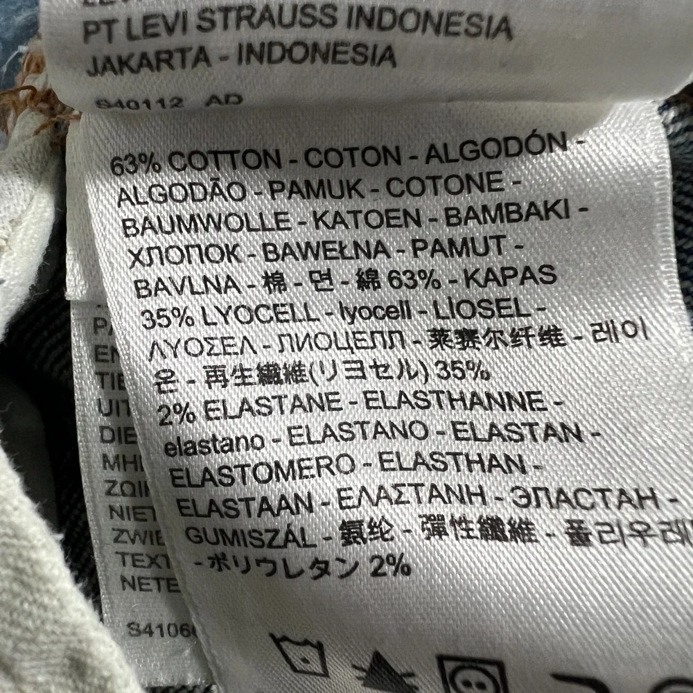 Levis levis made