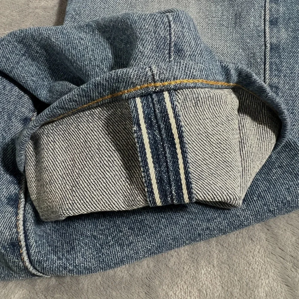 Levis levis made