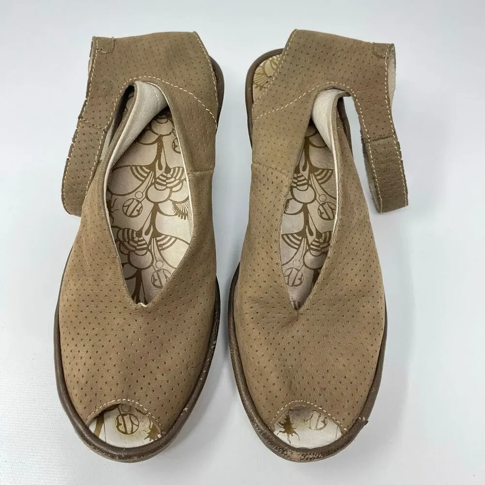 Fly London Yala Perforated Wedge Sandal Beige Women’s Size Us 9 EU 40