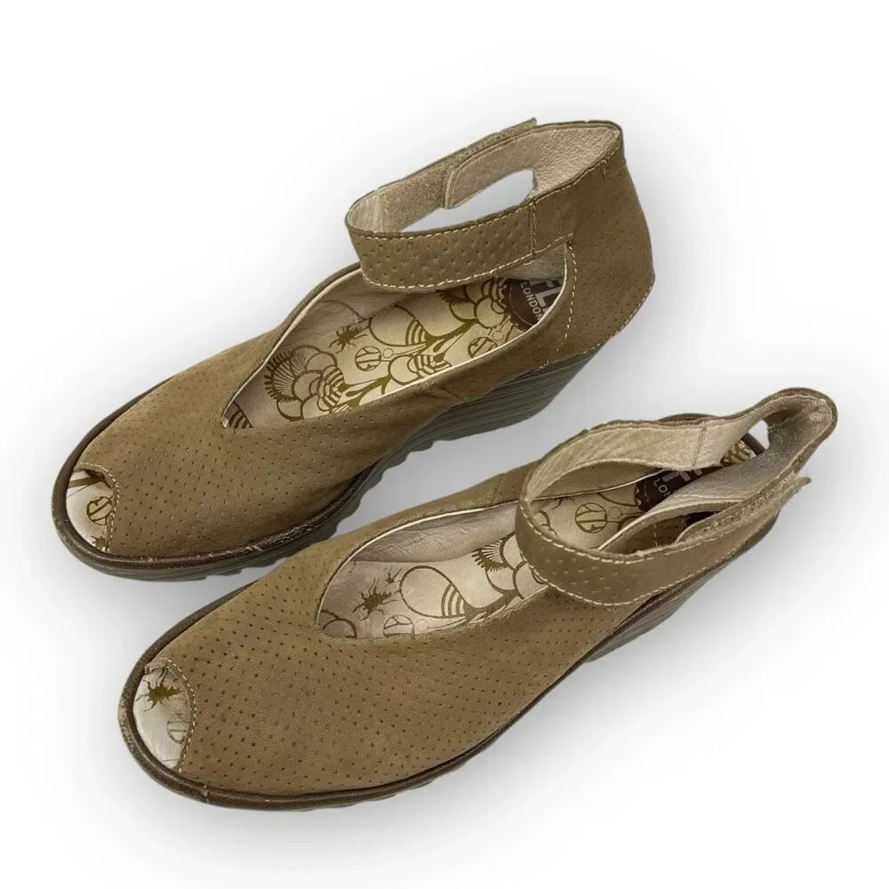 Fly London Yala Perforated Wedge Sandal Beige Women’s Size Us 9 EU 40