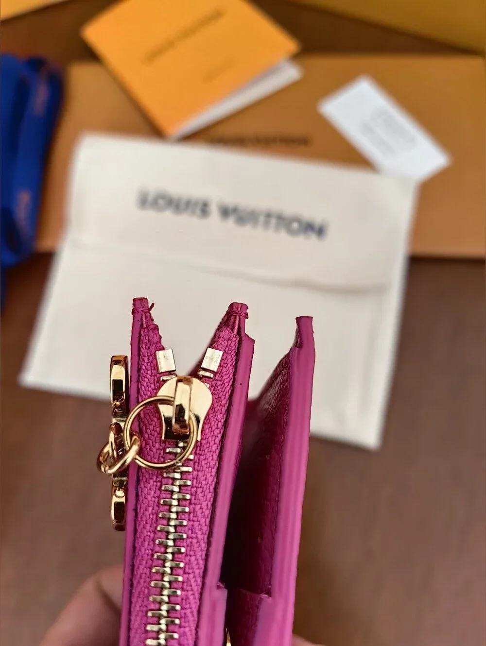 Louis Vuitton compact louis