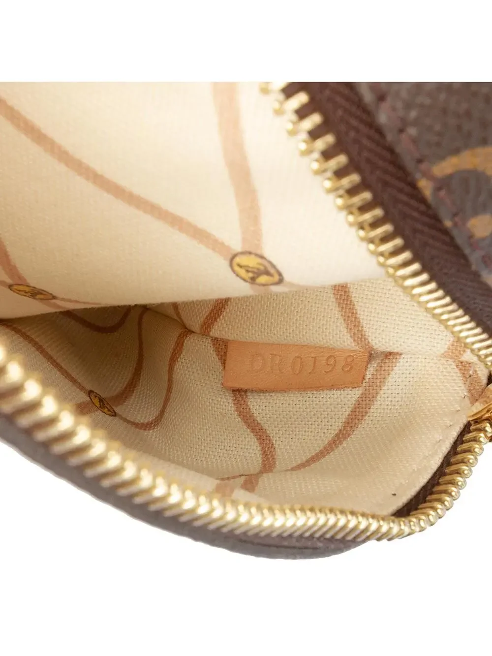 Louis Vuitton step into