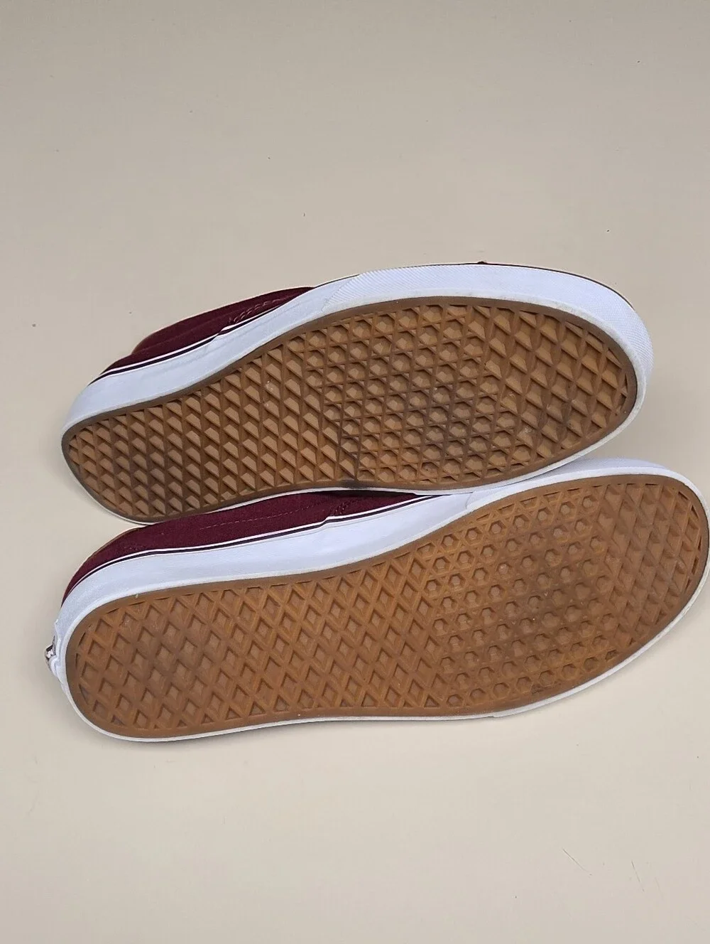 Vans burgundy excellent sneakers